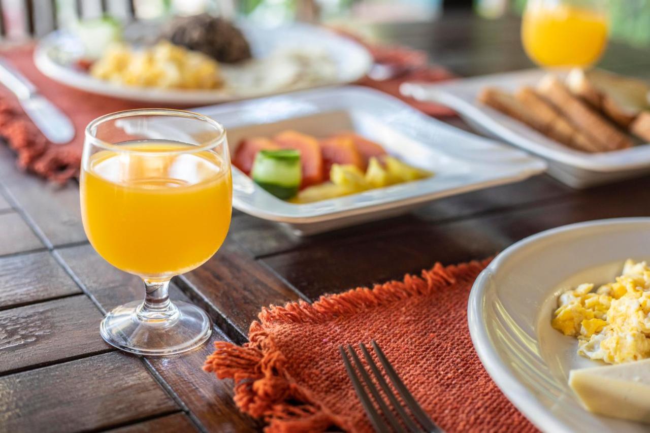 Hotel Hacienda Del Mar Puerto Carrillo Kültér fotó
